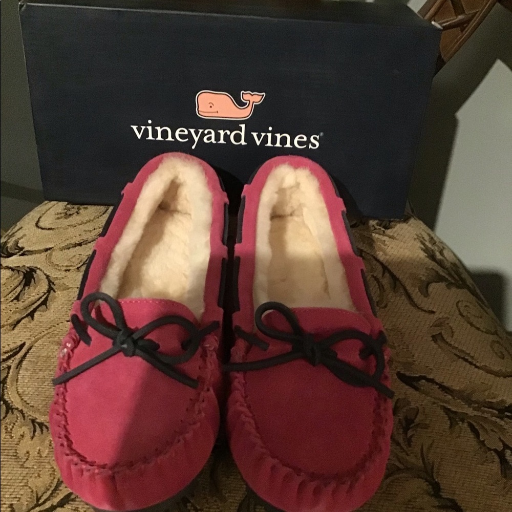 PINK LEATHER SLIPPERS